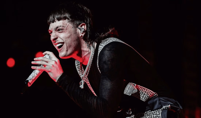 Peso Pluma, el Fenómeno del Año: Supera a Swift y Bad Bunny