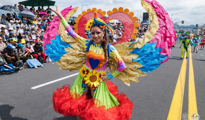 La Fiesta de la Fruta y de las Flores Prosigue en Ambato