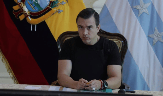 Gobierno de Noboa contra el Terrorismo: Advertencias y Estrategias