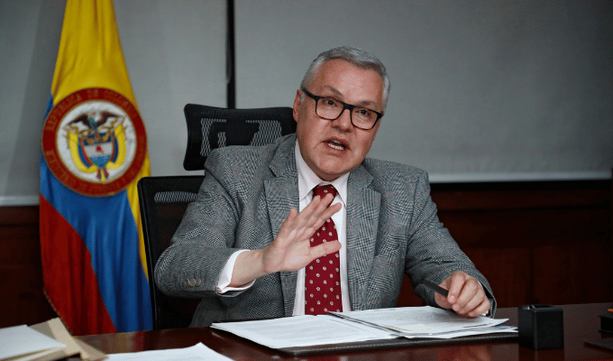 Colombia responde a expulsión de reclusos por Ecuador