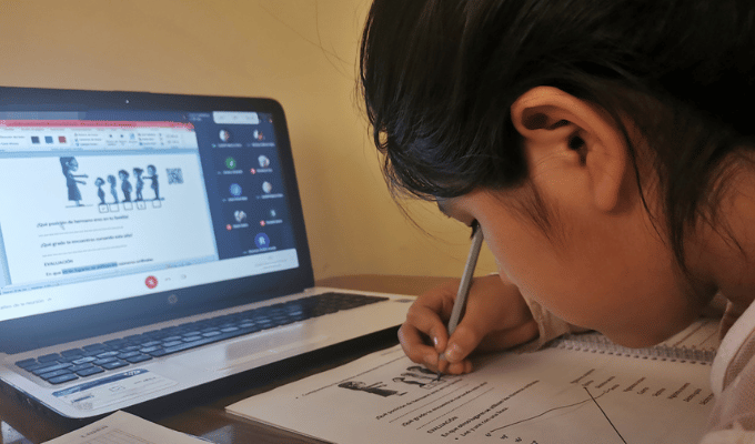 Ecuador Extiende Clases Virtuales Hasta el 17 de Enero por la Crisis