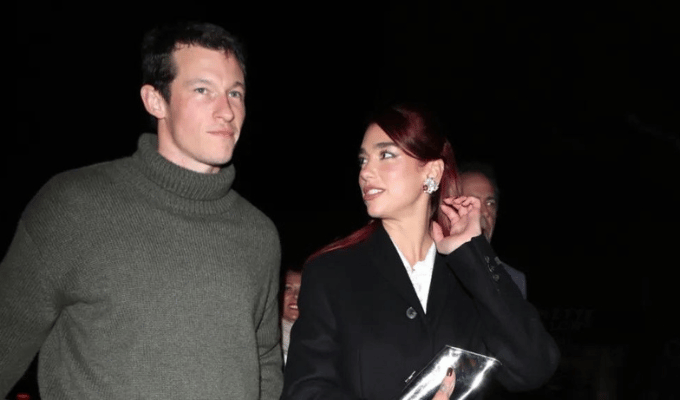 Dua Lipa Cambia de Rumbo Romántico con Callum Turner