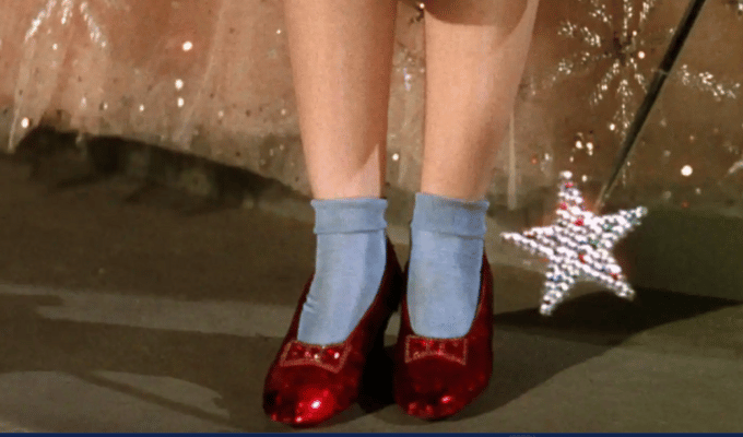 El Audaz Robo de las Zapatillas de Judy Garland en 'El Mago de Oz'