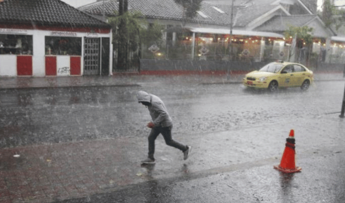 Fuertes Lluvias y Tormentas Azotarán el País Hasta el 3 de Febrero