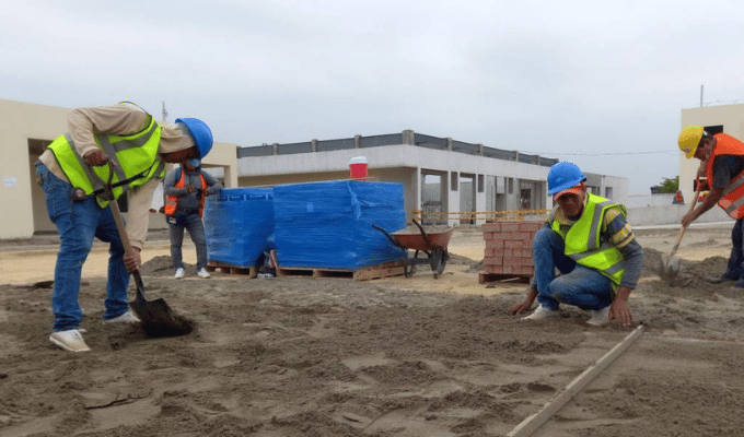 Ecuador Propone Salario por Hora en Consulta Popular 2024