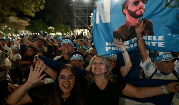 Bukele se proclama ganador con un 85% de apoyo.