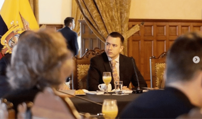 ¡Alerta! Presidente Noboa veta parcialmente ley y aumenta IVA al 13%
