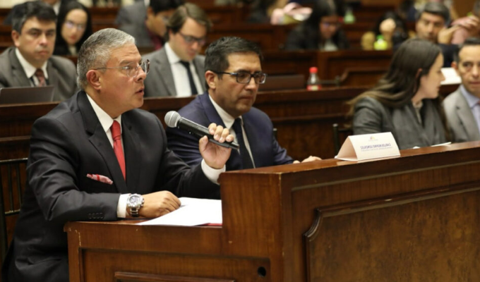 Contraloría descarta responsabilidad penal en contrato Flopec-Amazonas