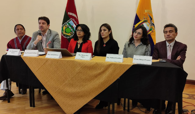 Concejales de Ambato inician proceso legal contra la alcaldesa Caiza