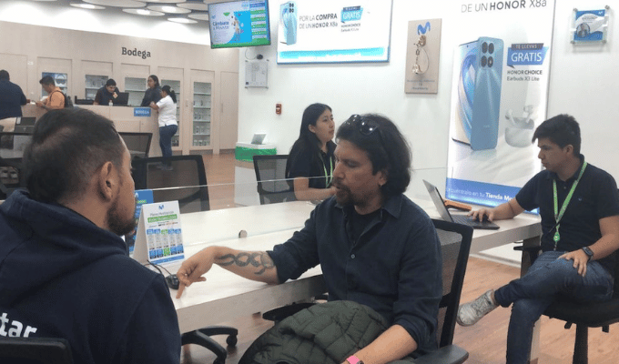 ¡Millonario pacto con Claro y Telefónica! Estado espera USD 560M