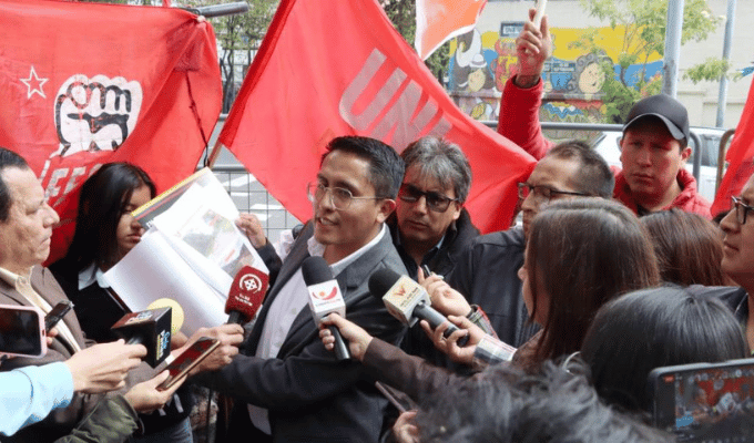 ¡UNE convoca a protestas por fondos educativos el 13 y 22 de marzo!