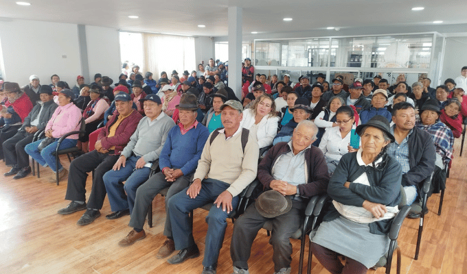 Tungurahua: 105 familias celebran la obtención de títulos de propiedad
