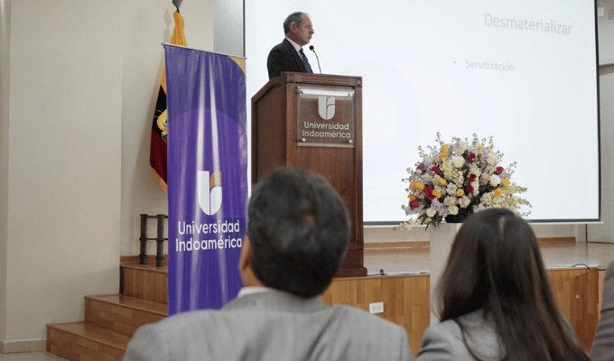 Universidad Indoamérica impulsa el cambio con su Seminario de Economía