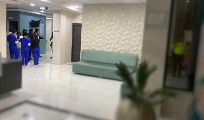 Sujetos armados roban $200 mil de clínica en Ficoa, Ambato