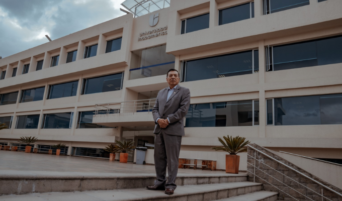 Estudiantes de Indoamérica se especializarán en el IESS