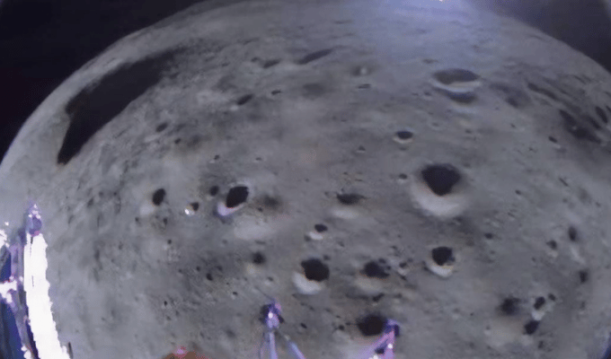 ¡Misión Lunar Exitosa! Odiseo Transmite Sorprendentes Fotografías