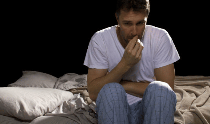 La Ciencia Confirma: Perder Sueño Altera Positividad y Eleva Ansiedad