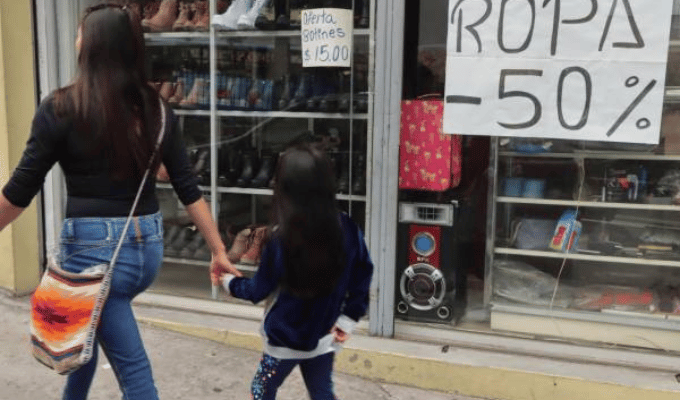 IVA: Empresarios Ecuatorianos Comprometidos con sus Clientes