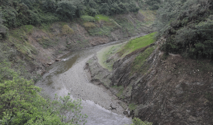 Quiénes están detrás del supuesto vaciado exprés del embalse de Mazar