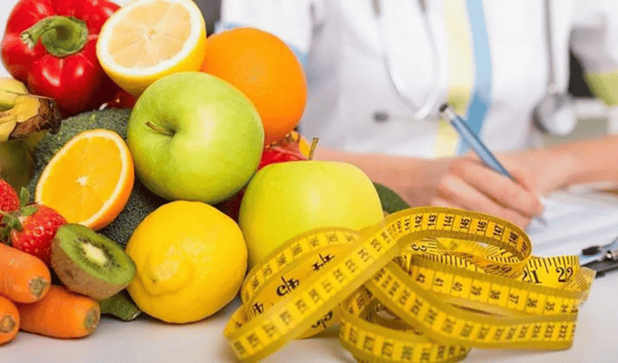 Especialistas advierten: Dietas sin supervisión, ¿solución o problema?