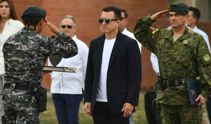 Denuncian a Daniel Noboa por irrupción en Embajada de México