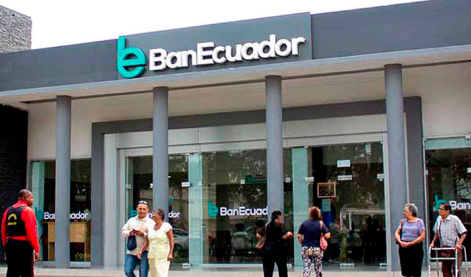 ¡Nuevo rumbo financiero! Francisco Javier Miño lidera BanEcuador