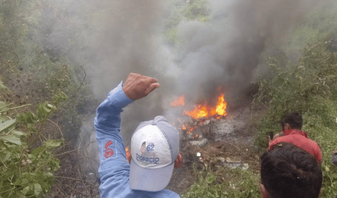 Helicóptero de la Marina se accidenta en Santa Elena