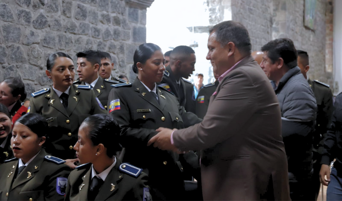 Baños de Agua Santa suma 30 nuevos policías