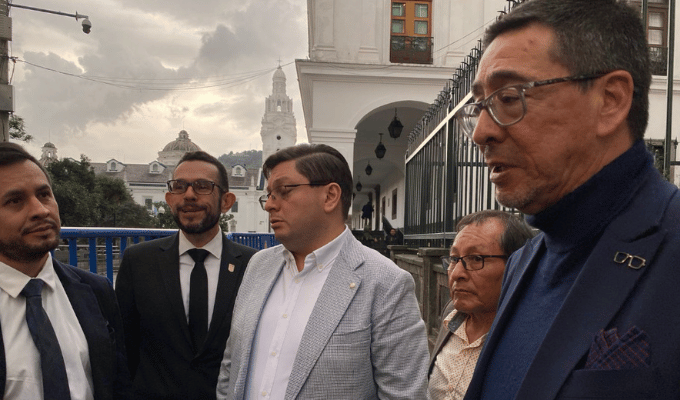 Gobierno entrega actas secretas sobre caso de El Comercio.