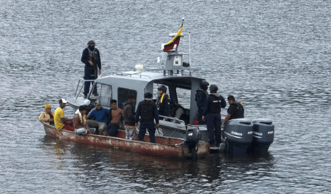 Capturan 70 toneladas de droga en Galápagos con ayuda de E.E.U.U