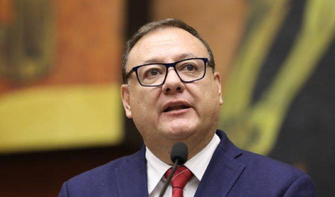 Censura política a Juan Zapata en la Asamblea Nacional tras debate