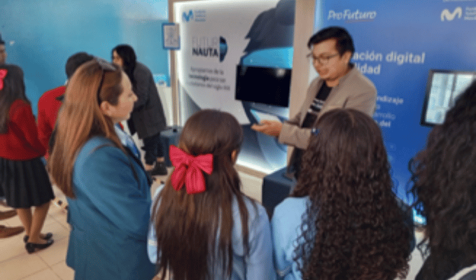 Con ProFuturo se entregaron 16 kits educativos digitales en Tungurahua