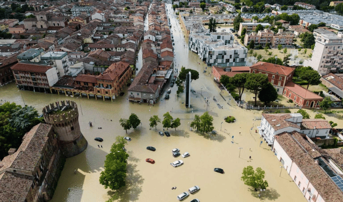 Inundaciones en Italia dejan a tres jóvenes desaparecidos en Udine