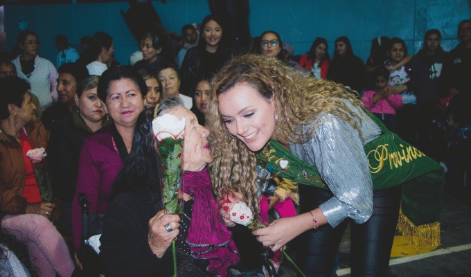 Cobijas y Cereales: María Ángeles Pacheco Apoya a 2000 Madres