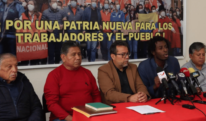 Gobierno insiste en medidas impopulares: ¿resistirá la presión social?