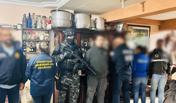 Cuenca: Capturan a hombre con miles de archivos pornográficos