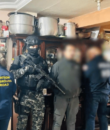 Cuenca: Capturan a hombre con miles de archivos pornográficos