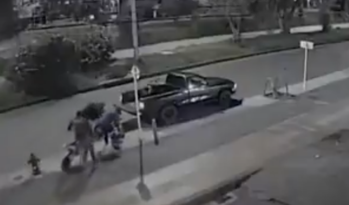 Asalto relámpago: Roban 8 vehículos en concesionario de Bogotá