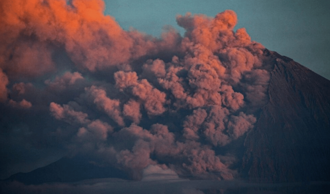 Vulcanólogos en alerta: Cotopaxi vuelve a activarse