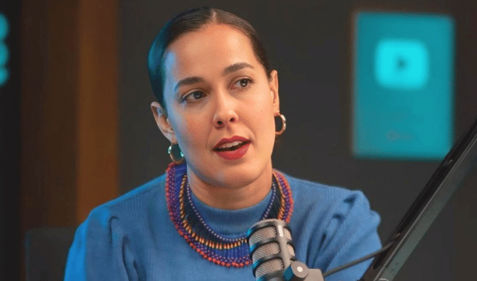 ¡No hay vuelta! Jueza se opone al retorno de Alondra Santiago