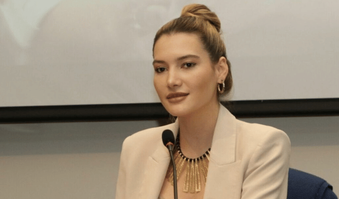 ¡Confirmado! Sade Fritschi se queda en el Ministerio del Ambiente