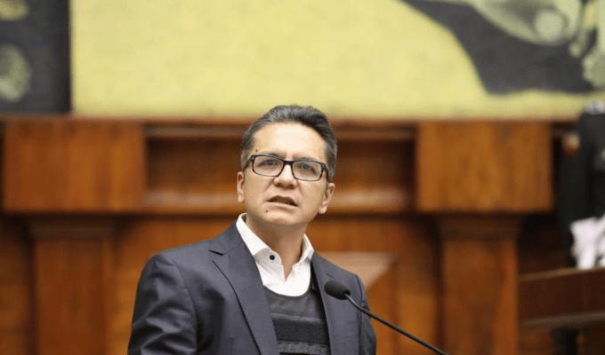 ¡Intento fallido! No censuran a Terán y Barreno en la Asamblea