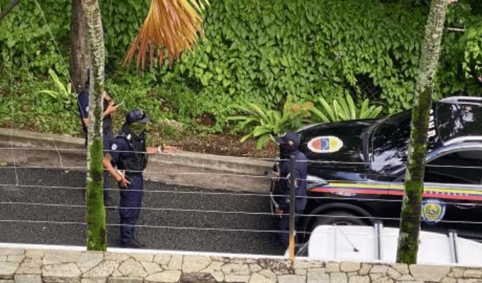 ¡Alarmante! Régimen venezolano asedia embajada argentina