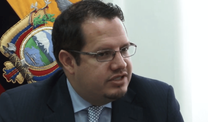 Exministro de Correa y Moreno, acusado de millonario enriquecimiento