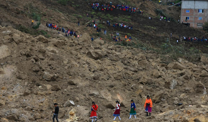 Deslave Alausí: Llama a su familia a decir que está con vida