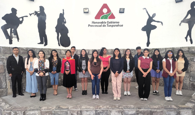 ¡Clausura festiva! 900 personas en talleres vacacionales