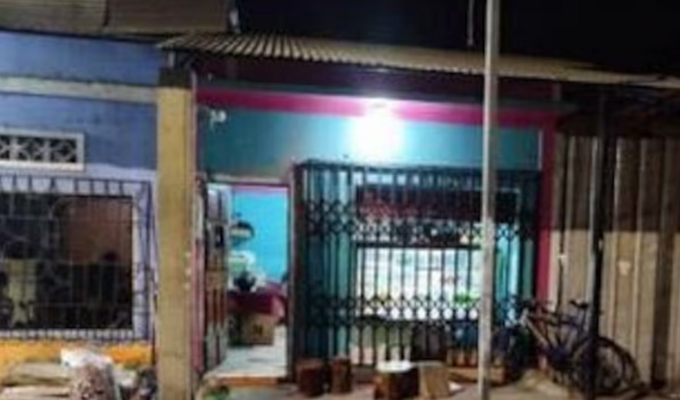 Adolescente de 16 y 17 años arrestados por asesinato durante asalto