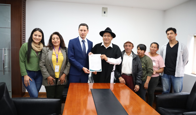 Firman convenio de cooperación para el desarrollo agropecuario