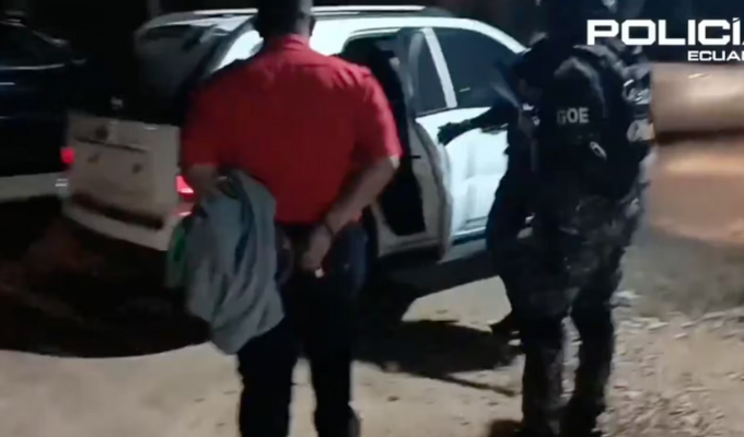 Capturan a funcionarios de Durán ligados a la banda Chone Killer