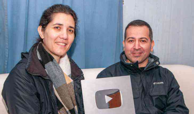 De aula a YouTube: Pareja de maestros revoluciona las matemáticas